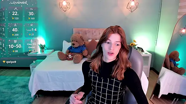 Nora Vennucci online show from 09-10-25, 08:19