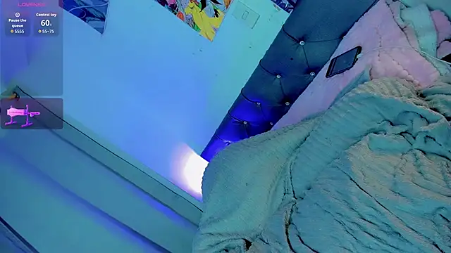 pinkscreens online show from 10-10-25, 07:53