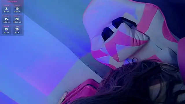 Snapshot of pinkscreens chatting on 02-05-26, 10:44 pinkscreens online show from 02-05-26, 10:44