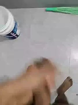 Snapshot of Sharmaji0 chatting on 12-07-24, 02:47 Sharmaji0 online show from 12-07-24, 02:47