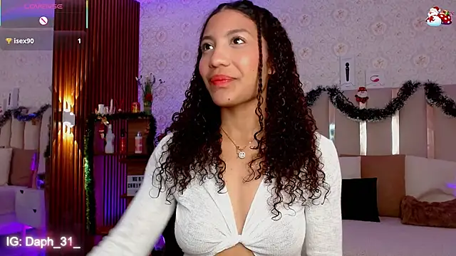 Daphnne tay online show from 11-24-25, 04:56