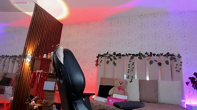 Snapshot of Daphnne_tay chatting on 02-07-26, 03:36 Daphnne tay online show from 02-07-26, 03:36