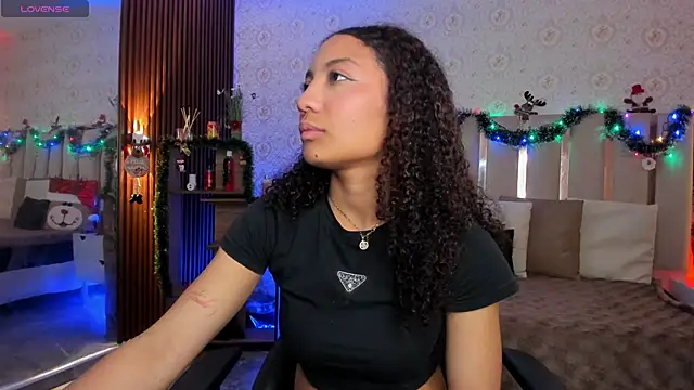 Daphnne tay online show from 01-10-26, 03:35