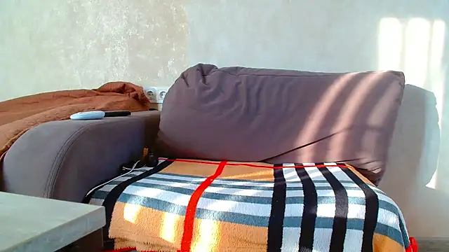 Brionia online show from 01-16-26, 07:45