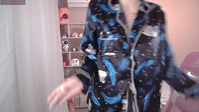 Snapshot of CassieJuice69 chatting on 11-02-25, 04:01 CassieJuice69 online show from 11-02-25, 04:01