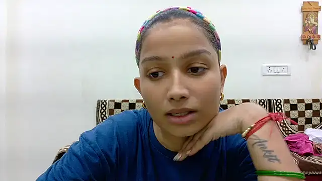 Snapshot of Aleena_Rai chatting on 10-04-25, 06:20 Aleena Rai online show from 10-04-25, 06:20
