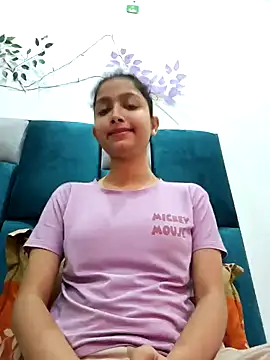 Snapshot of Aleena_Rai chatting on 02-02-25, 05:26 Aleena Rai online show from 02-02-25, 05:26
