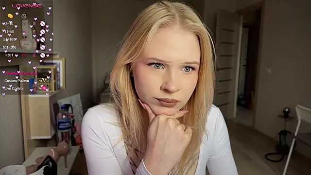 lisa barbie online show from 09-14-25, 01:33