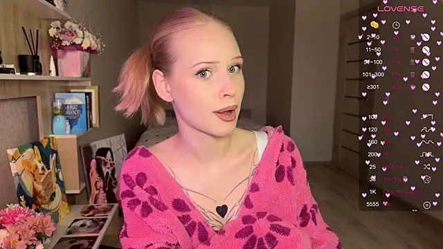 lisa barbie online show from 11-25-25, 07:52