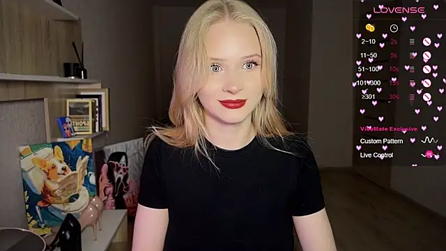 lisa barbie online show from 09-24-25, 03:18