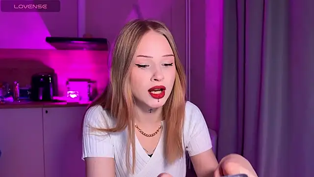 lisa barbie online show from 03-31-26, 07:16