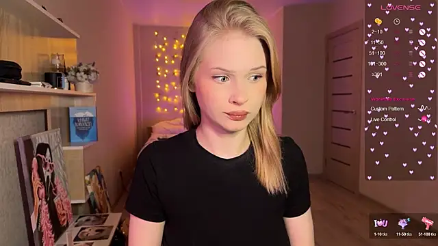 lisa barbie online show from 12-21-25, 04:52