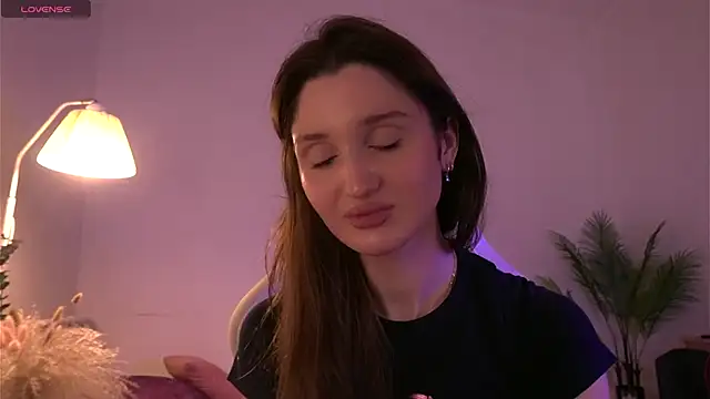 tender babyy online show from 12-18-25, 10:41