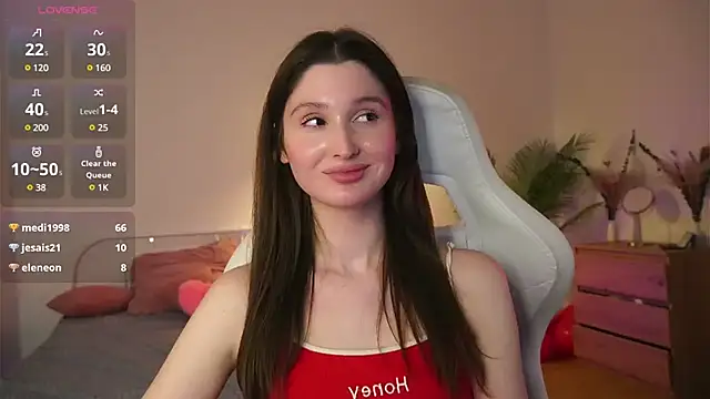 Snapshot of tender_babyy chatting on 03-09-25, 06:00 tender babyy online show from 03-09-25, 06:00