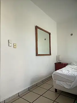 LatinStraight5 online show from 04-05-26, 12:23