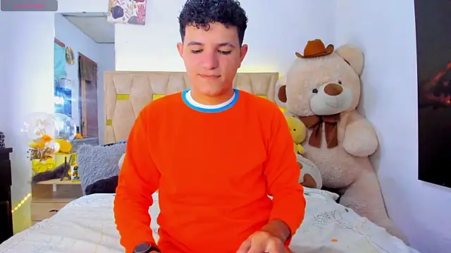 Snapshot of patrick_sanzz chatting on 07-16-26, 01:41 patrick sanzz online show from 07-16-26, 01:41
