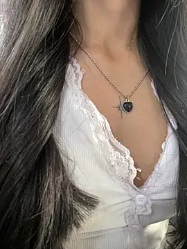 Amy Kiitty  online show from 06-19-26, 01:39