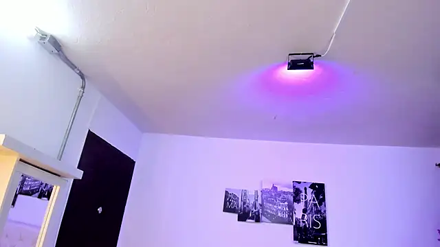 Amy Kiitty  online show from 03-18-26, 01:24