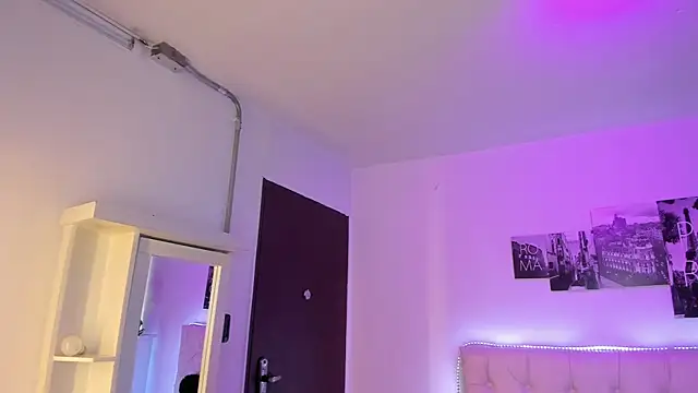 Amy Kiitty  online show from 04-03-26, 01:06