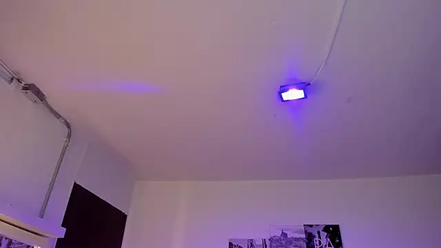 Amy Kiitty  online show from 03-27-26, 01:23