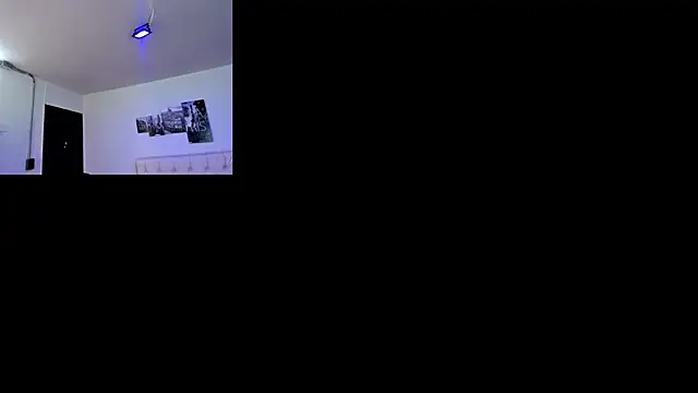 Snapshot of Amy_Kiitty_ chatting on 09-09-25, 12:36 Amy Kiitty online show from 09-09-25, 12:36
