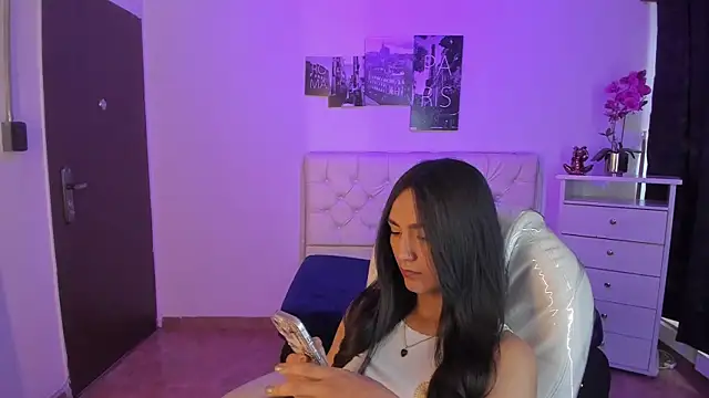 Amy Kiitty  online show from 02-25-26, 01:22