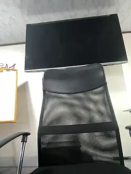 Amy Kiitty  online show from 05-26-26, 01:09