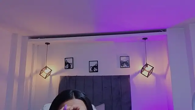 Amy Kiitty  online show from 07-04-26, 01:59