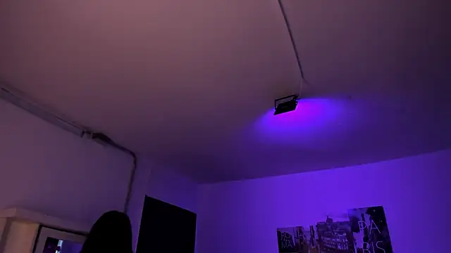 Amy Kiitty  online show from 12-17-25, 01:27