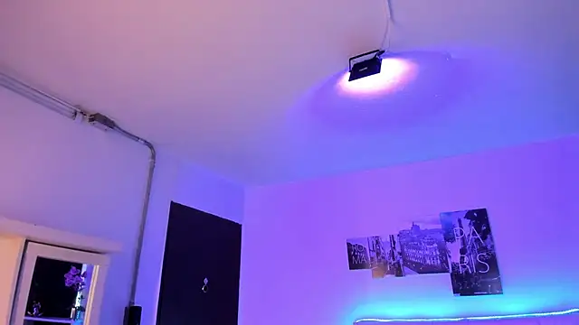 Amy Kiitty  online show from 11-15-25, 12:42