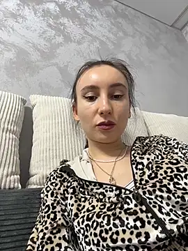 viviandaimond1 online show from 12-02-25, 07:59