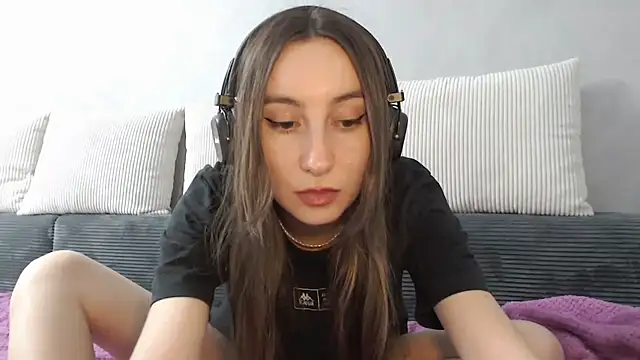 viviandaimond1 online show from 10-30-25, 06:16