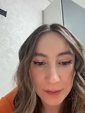 Snapshot of viviandaimond1 chatting on 03-03-26, 04:36 viviandaimond1 online show from 03-03-26, 04:36