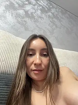 viviandaimond1 online show from 12-13-25, 08:04