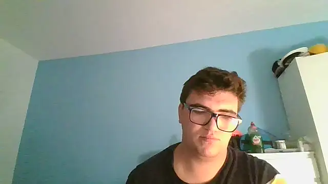 Snapshot of sorolla12 chatting on 01-12-26, 10:11 sorolla12 online show from 01-12-26, 10:11