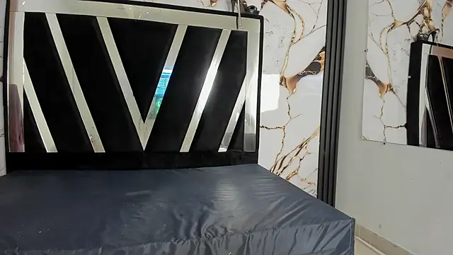 KarinaSimonz online show from 10-23-25, 07:34