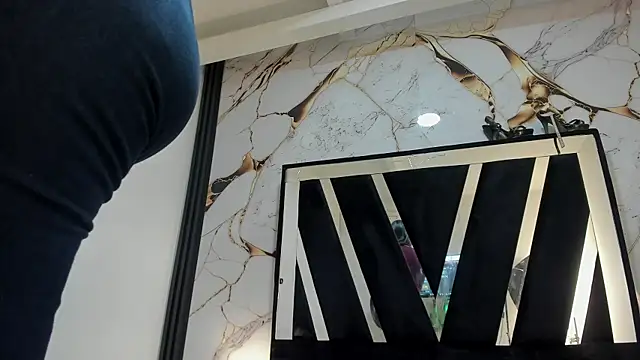 KarinaSimonz online show from 10-01-25, 07:29