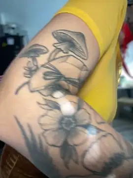 GoldieBakeman online show from 10-29-25, 04:39