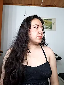 Emi chik online show from 01-14-26, 10:41