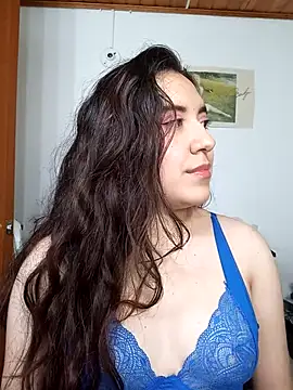 Emi chik online show from 10-24-25, 11:09