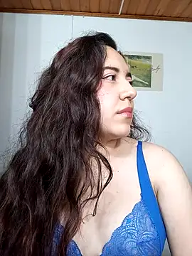 Emi chik online show from 10-03-25, 11:34