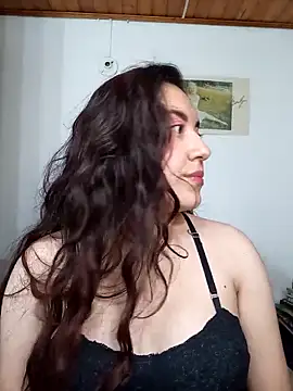 Emi chik online show from 09-25-25, 11:05