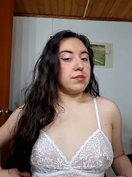 Emi chik online show from 03-08-26, 09:56