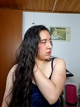 Emi chik online show from 04-01-26, 12:28