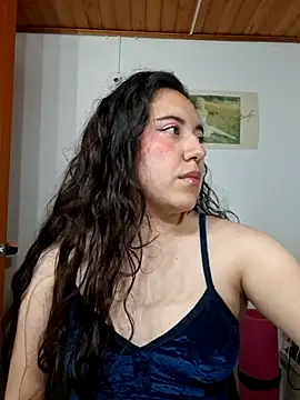 Emi chik online show from 03-25-26, 11:31