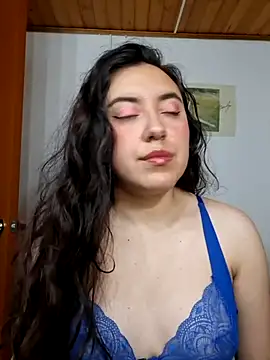 Emi chik online show from 03-14-26, 11:38