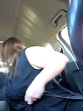 AmazingCurvy online show from 02-25-26, 01:44