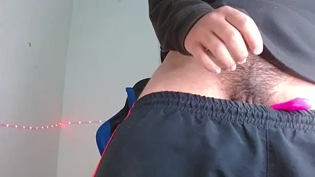 Snapshot of SexyBoy-Bigclit chatting on 10-12-25, 02:07 SexyBoy-Bigclit online show from 10-12-25, 02:07