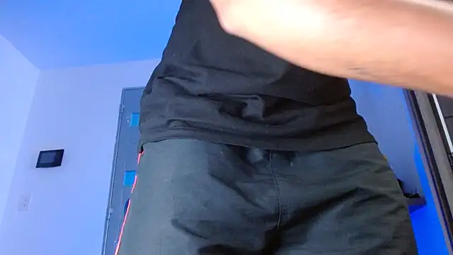 SexyBoy-Bigclit online show from 06-17-26, 01:10