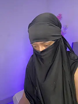 Sweet hot mia online show from 05-18-26, 02:44